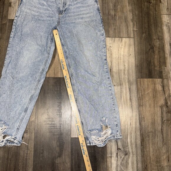 We The Free Jeans Women’s 31 Relaxed Light Wash Distressed - Picture 6 of 7